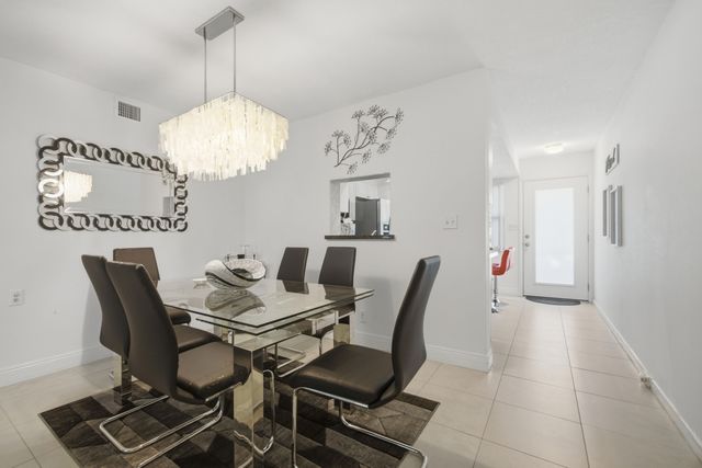 3002 Portofino Isle D1, Coconut Creek, FL 33066
