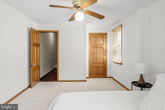 2424 LOMBARD ST, Philadelphia, PA 19146