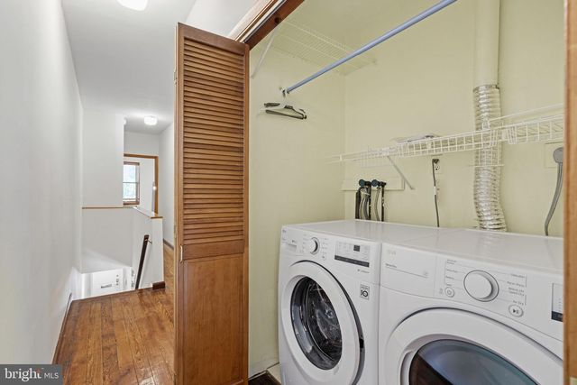 2424 LOMBARD ST, Philadelphia, PA 19146