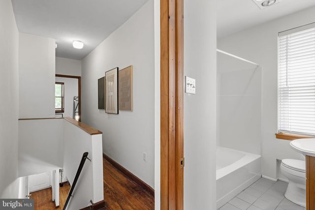 2424 LOMBARD ST, Philadelphia, PA 19146