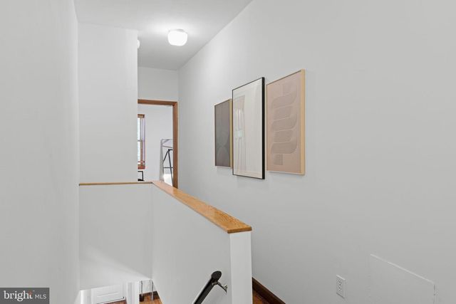 2424 LOMBARD ST, Philadelphia, PA 19146