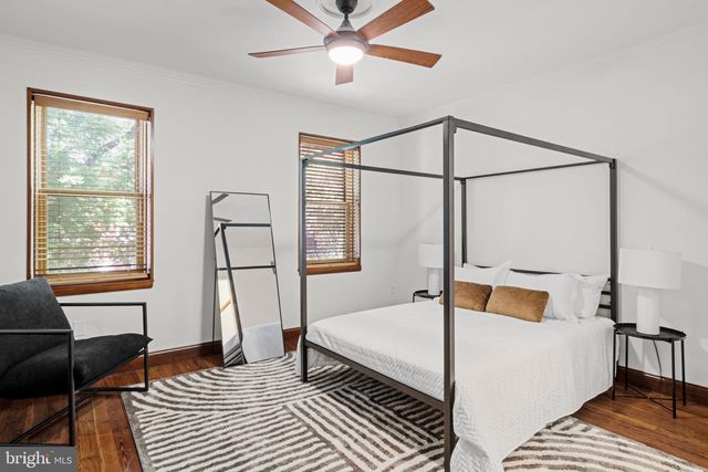 2424 LOMBARD ST, Philadelphia, PA 19146