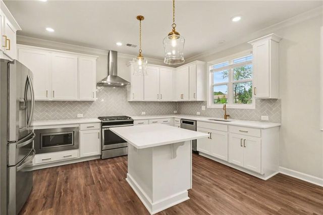 545 Cresentry Brook, Smyrna, GA 30082