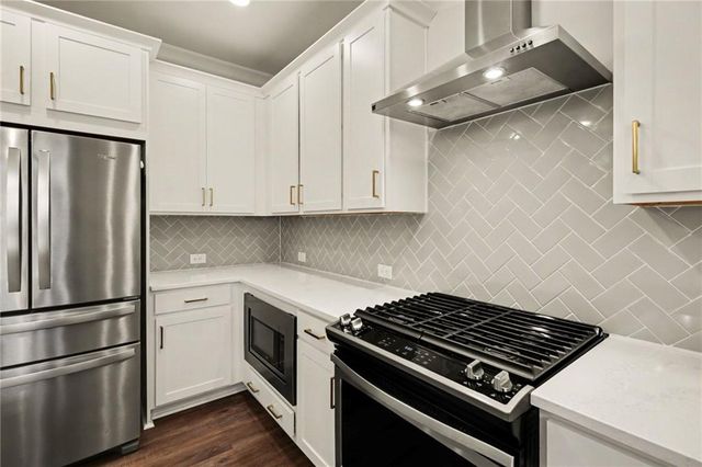 545 Cresentry Brook, Smyrna, GA 30082