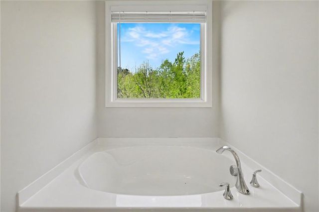 545 Cresentry Brook, Smyrna, GA 30082