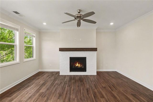 545 Cresentry Brook, Smyrna, GA 30082