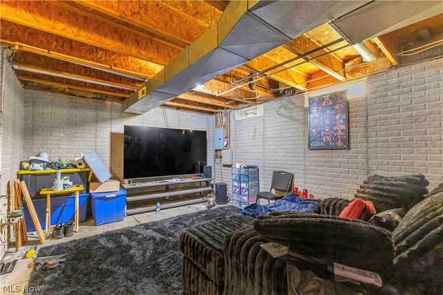 1396 E 124 Street, Cleveland, OH 44106