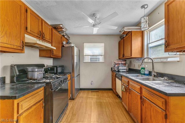 1396 E 124 Street, Cleveland, OH 44106