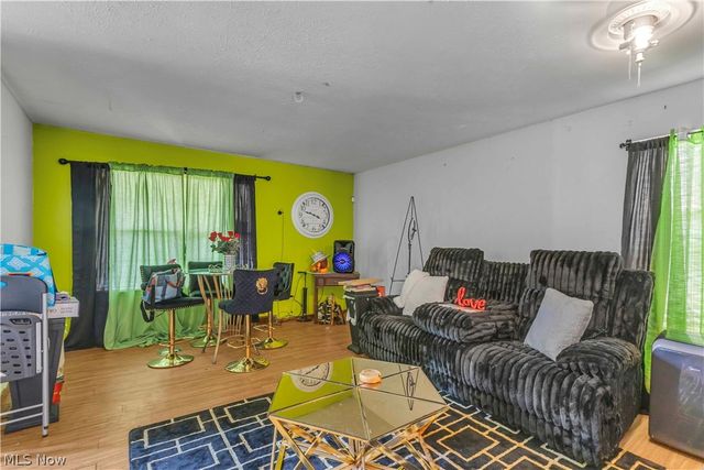 1396 E 124 Street, Cleveland, OH 44106