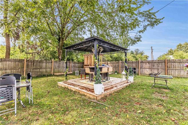 1396 E 124 Street, Cleveland, OH 44106