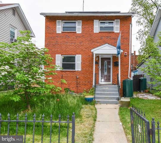 19 ANACOSTIA RD NE, Washington, DC 20019