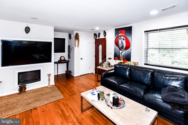 19 ANACOSTIA RD NE, Washington, DC 20019