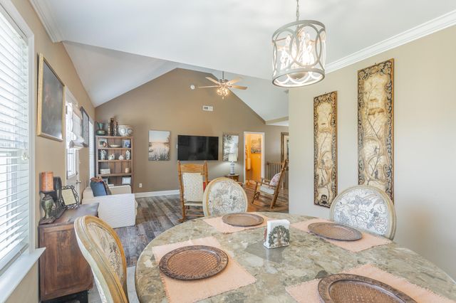 7598 Gawain Path, Ooltewah, TN 37363