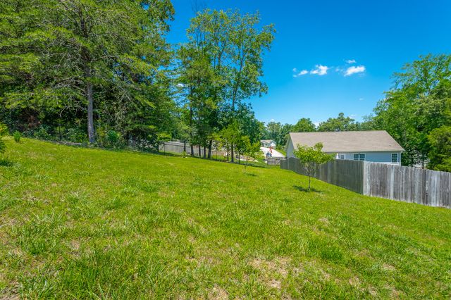 7598 Gawain Path, Ooltewah, TN 37363