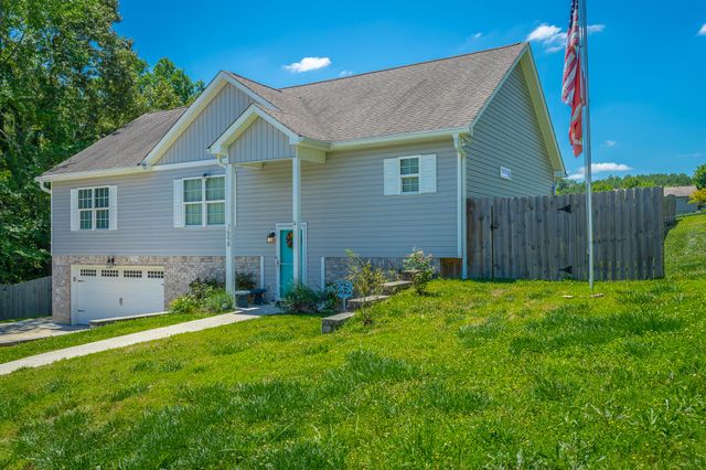 7598 Gawain Path, Ooltewah, TN 37363