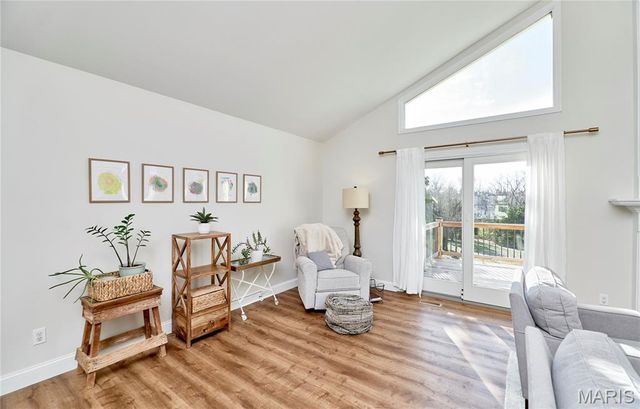 1116 S Charlemagne Drive, Lake St Louis, MO 63367