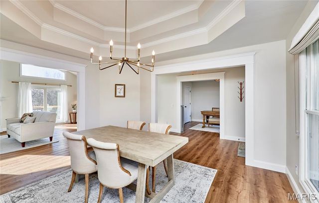 1116 S Charlemagne Drive, Lake St Louis, MO 63367