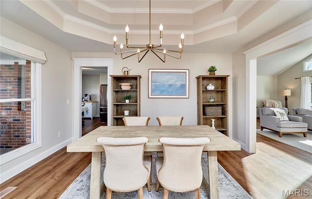 1116 S Charlemagne Drive, Lake St Louis, MO 63367