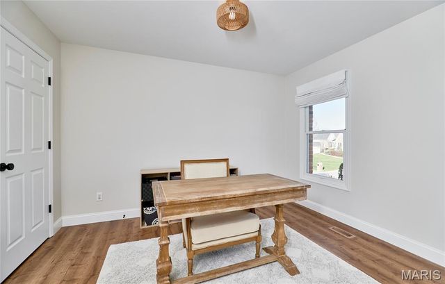 1116 S Charlemagne Drive, Lake St Louis, MO 63367