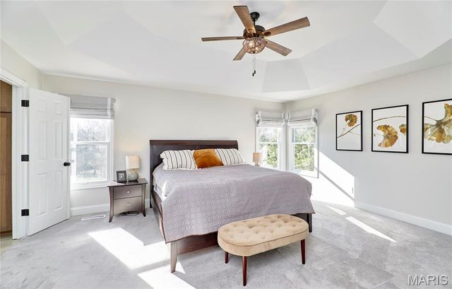 1116 S Charlemagne Drive, Lake St Louis, MO 63367