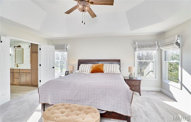 1116 S Charlemagne Drive, Lake St Louis, MO 63367