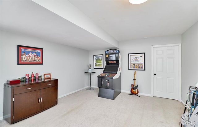 1116 S Charlemagne Drive, Lake St Louis, MO 63367