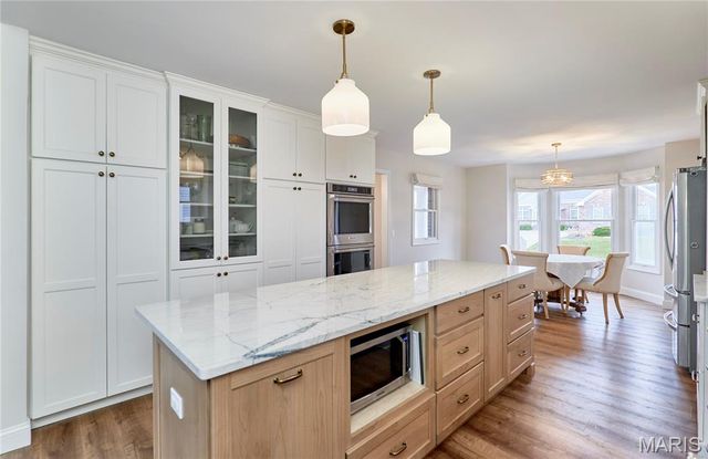 1116 S Charlemagne Drive, Lake St Louis, MO 63367