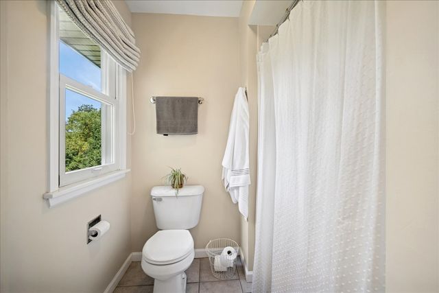 1014 S Grace Street, Mount Prospect, IL 60056