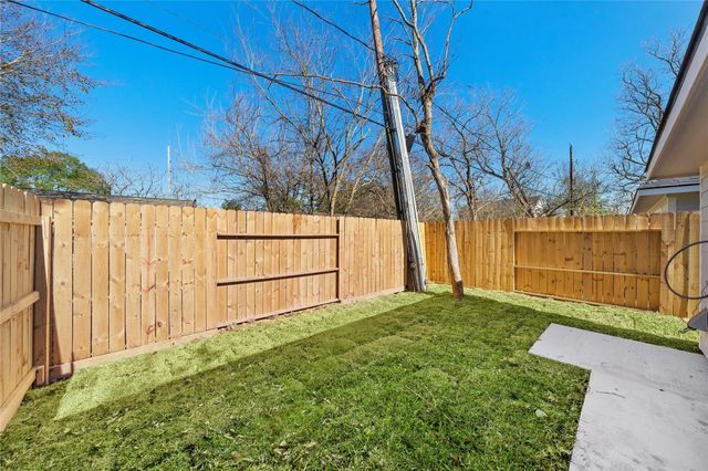 3425 Mount Pleasant Street B, Houston, TX 77021