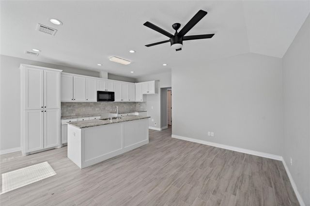 3425 Mount Pleasant Street B, Houston, TX 77021