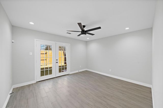 3425 Mount Pleasant Street B, Houston, TX 77021