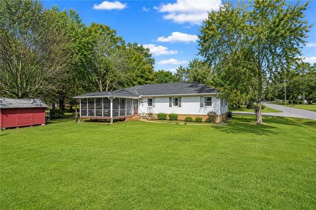304 Myrtle Street, Jasper, GA 30143