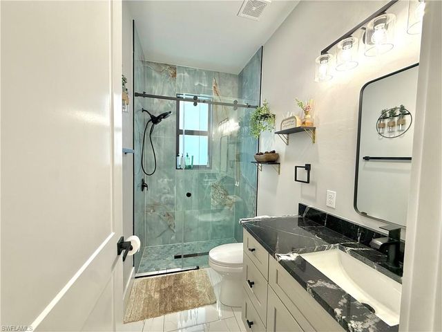 2618 NW 8th TER, Cape Coral, FL 33993