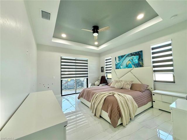 2618 NW 8th TER, Cape Coral, FL 33993