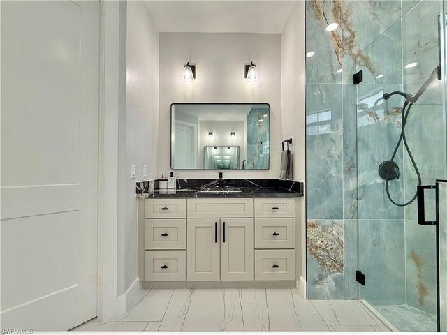 2618 NW 8th TER, Cape Coral, FL 33993