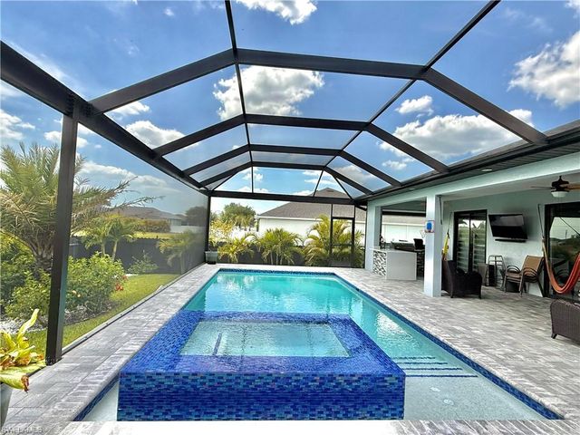 2618 NW 8th TER, Cape Coral, FL 33993