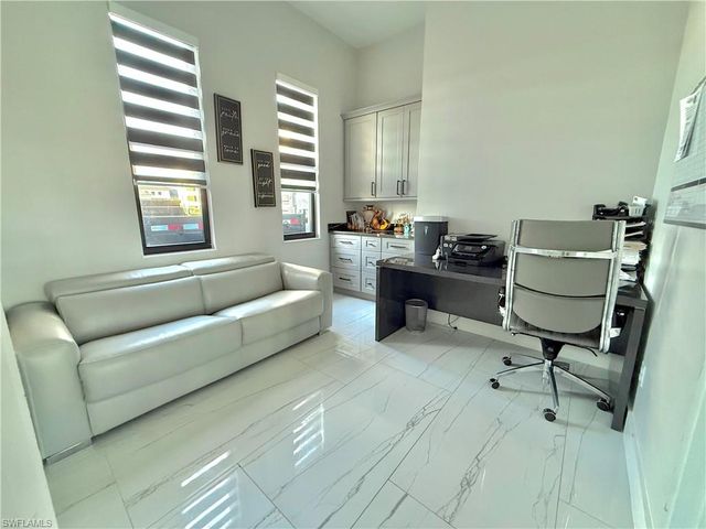 2618 NW 8th TER, Cape Coral, FL 33993