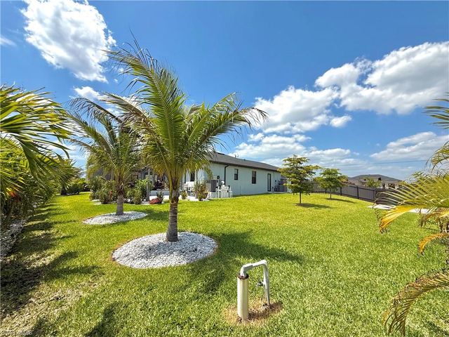 2618 NW 8th TER, Cape Coral, FL 33993