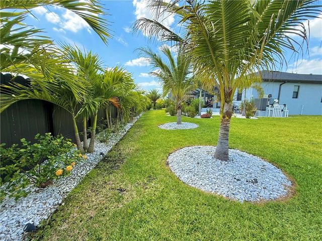 2618 NW 8th TER, Cape Coral, FL 33993