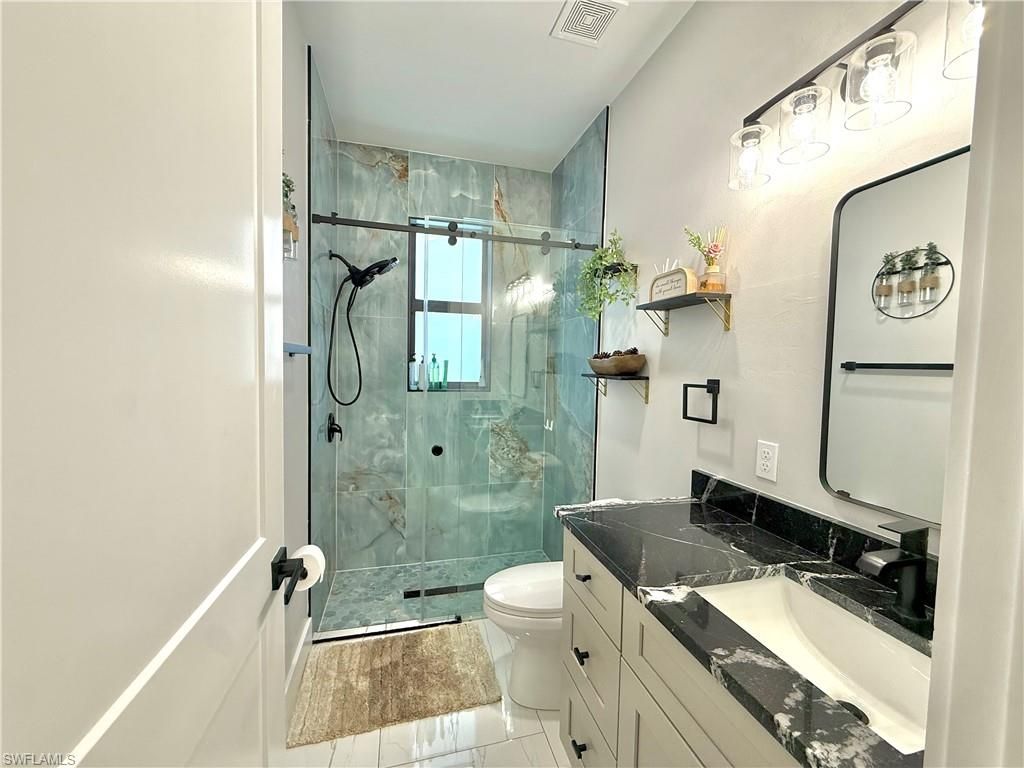 Image 11 of property listing at 2618 NW 8th TER, Cape Coral, FL 33993