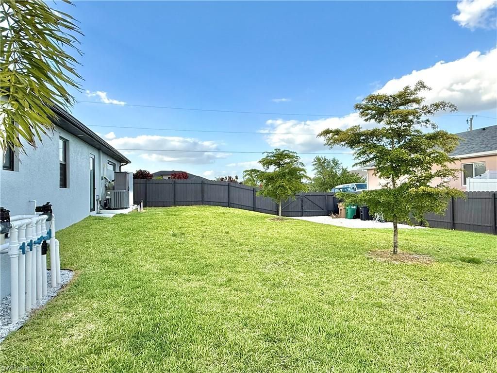 Image 37 of property listing at 2618 NW 8th TER, Cape Coral, FL 33993