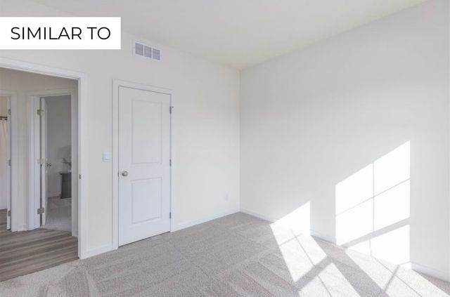 120 NW Rolling Circle, Waukee, IA 50263