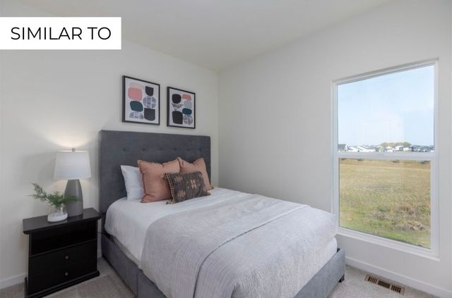 120 NW Rolling Circle, Waukee, IA 50263