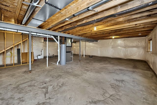 120 NW Rolling Circle, Waukee, IA 50263