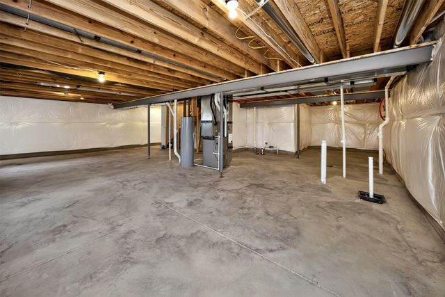 120 NW Rolling Circle, Waukee, IA 50263