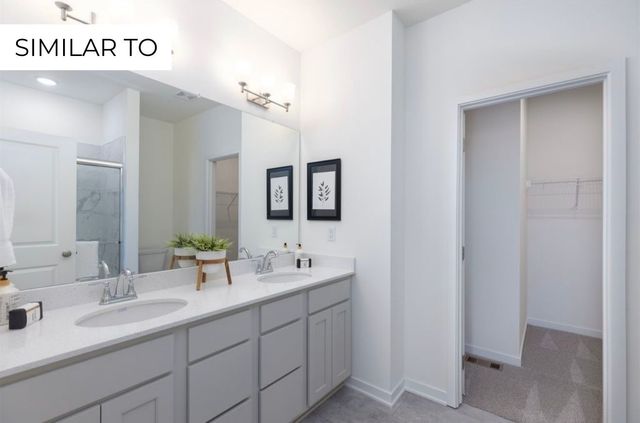 120 NW Rolling Circle, Waukee, IA 50263