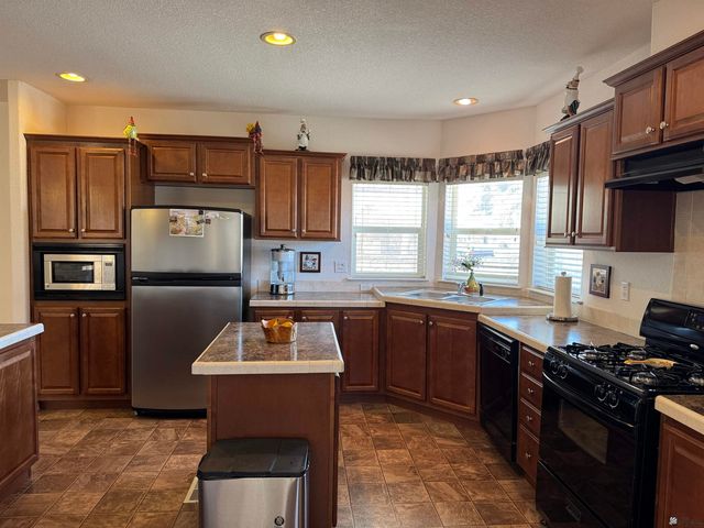 14803 E 50 Dr, Yuma, AZ 85367