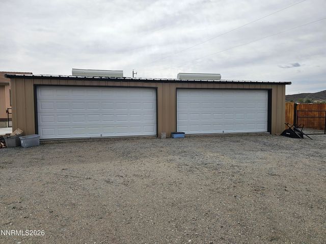 557 E Us Highway 95A, Yerington, NV 89447