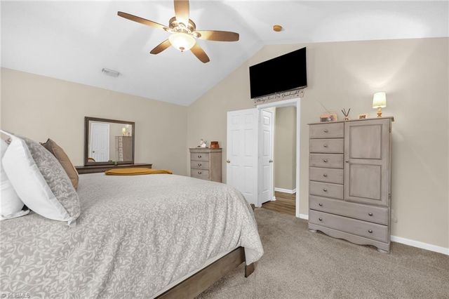 8 Broadleaf Court, Summerfield, NC 27358