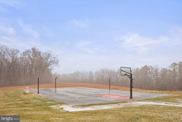 555 COUNTRYSIDE RD, Seven Valleys, PA 17360